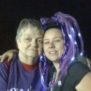 Meet your Posher, Crystal